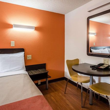 Motel 6-Troutville, VA Eksteriør bilde